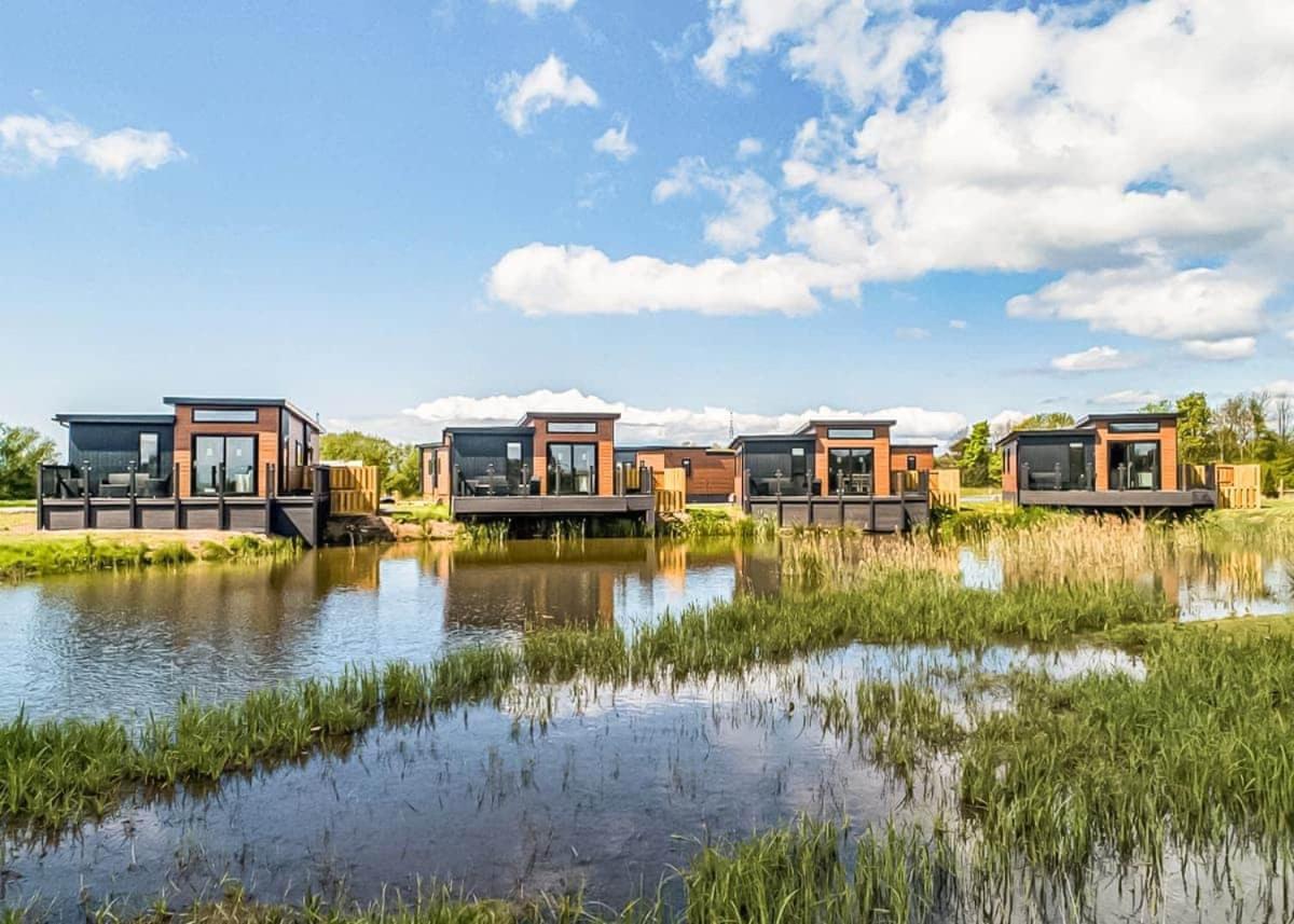 Waterside Hambleton Lakeside Lodges Poulton-le-Fylde Dış mekan fotoğraf