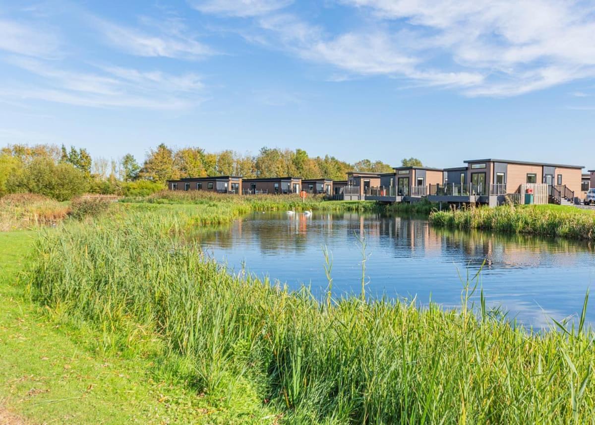 Waterside Hambleton Lakeside Lodges Poulton-le-Fylde Dış mekan fotoğraf